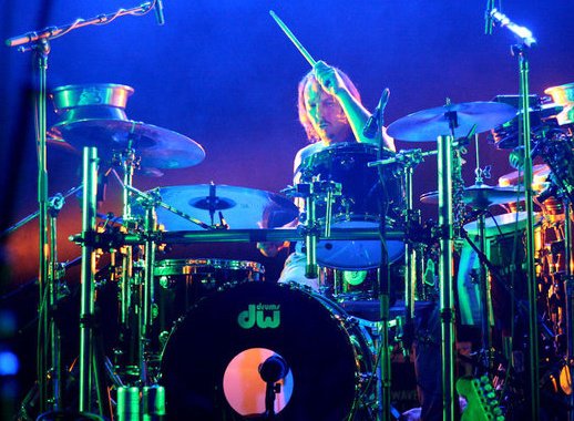 Wally Ingram on drums